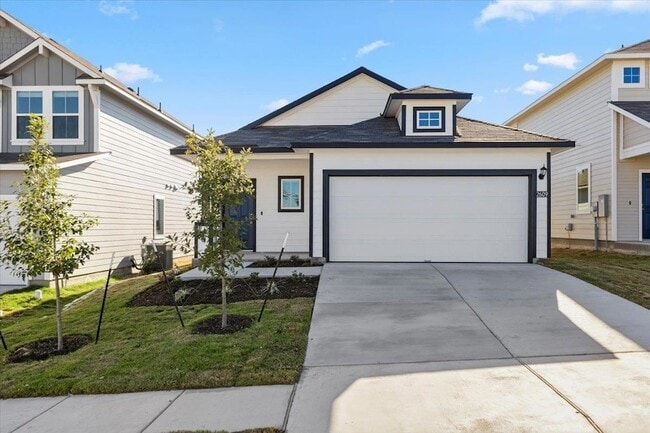 Photo - 2609 Derwent Dr