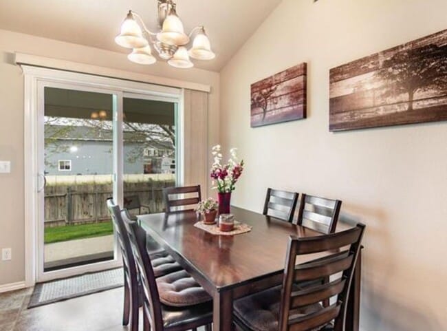 Photo - 3 Bed 2 Bath Nampa