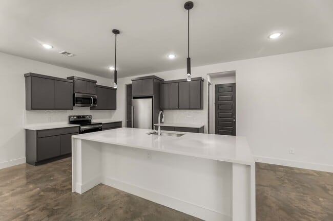 Photo - Wolf Den 3BR Near South College Station | Ideal Layout + Garage + Space