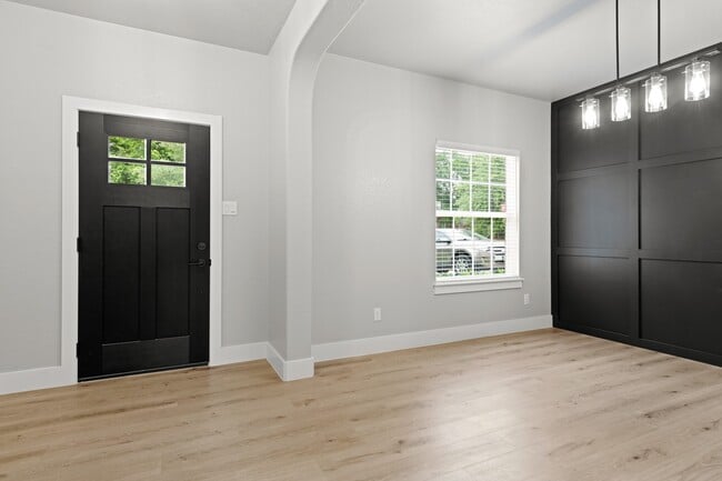 Photo - 169 Frst Hts Ln
