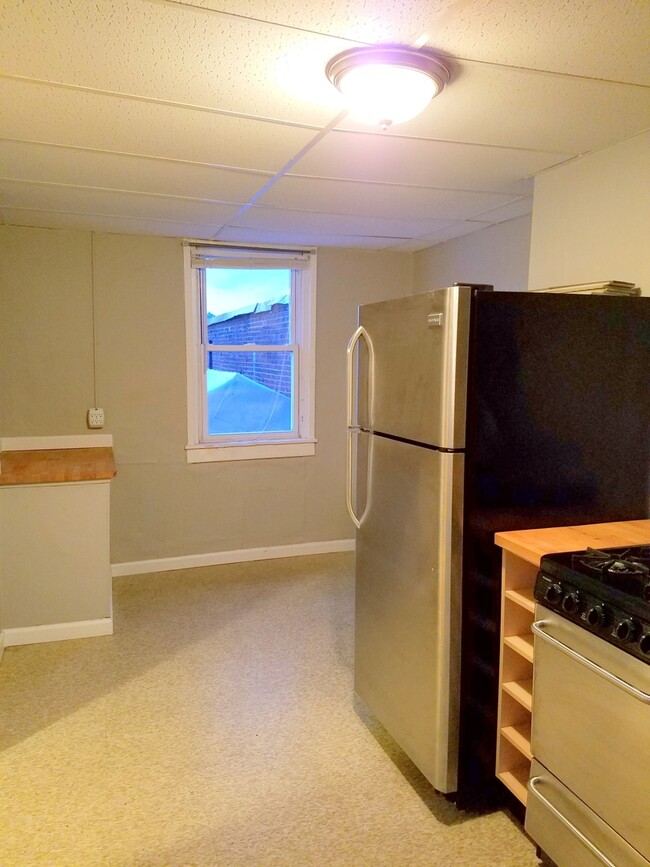 Photo - 1906 E Carson St Unit Apt 3