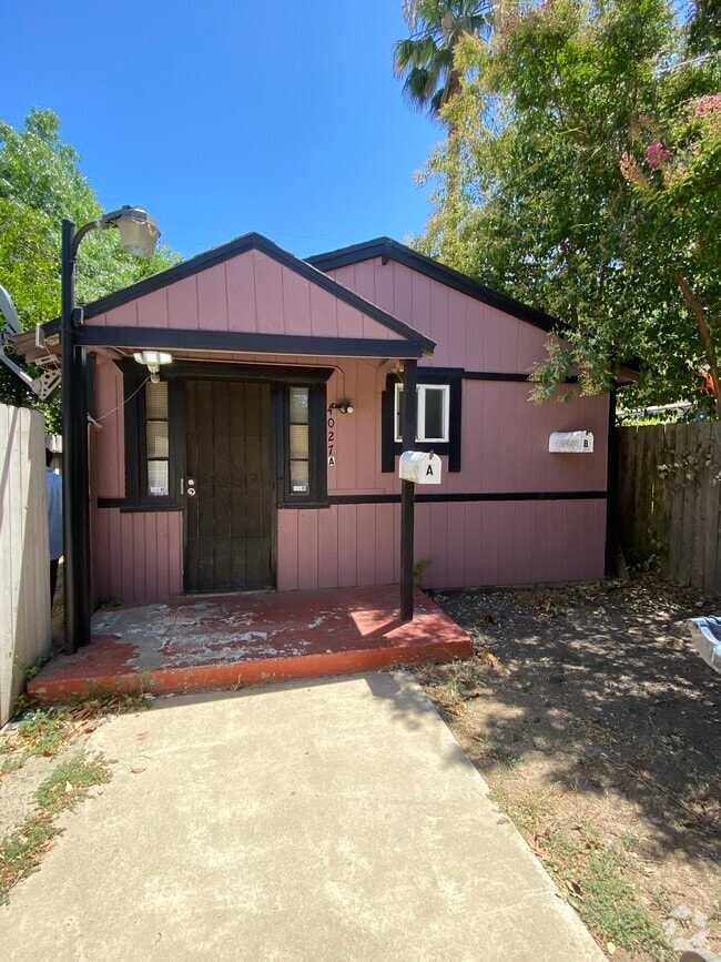 Building Photo - 4027 50th St Rental
