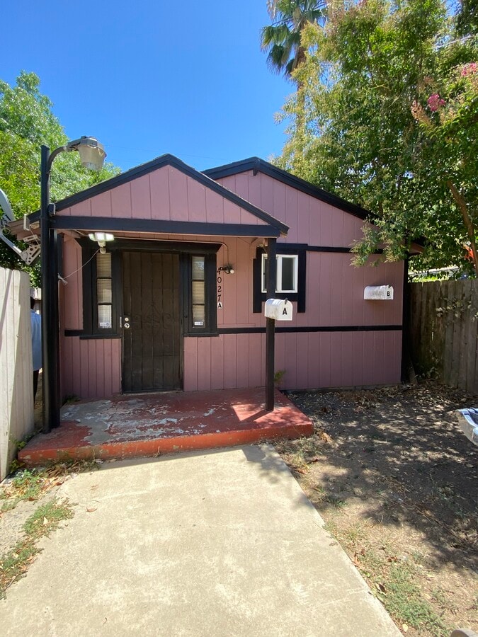 Photo - 4027 50th St House