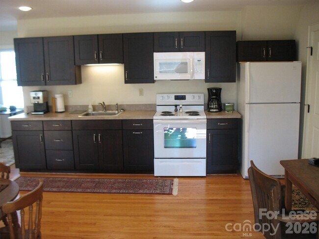 3041 Park Rd Unidad Carriage House