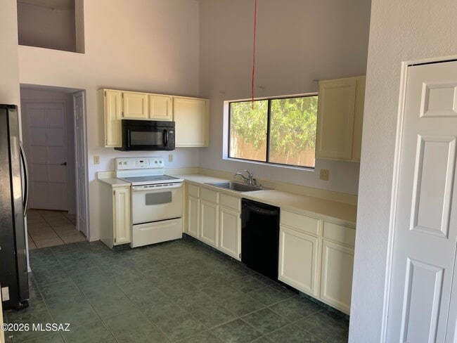 Photo - 4685 W Lessing Ln