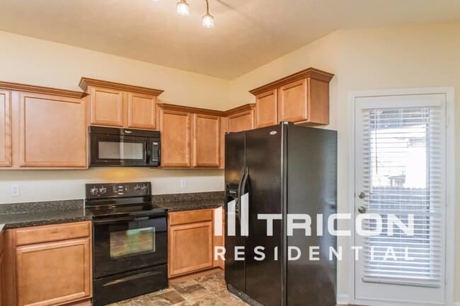 Photo - 1712 Colyn Avenue