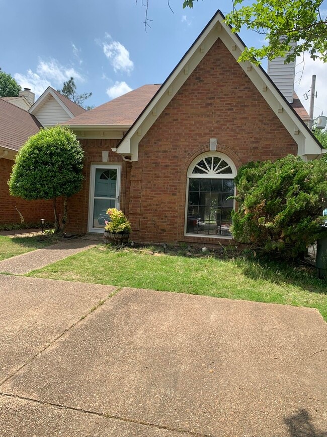 Photo - 1685 Oaken Bucket Dr Casa