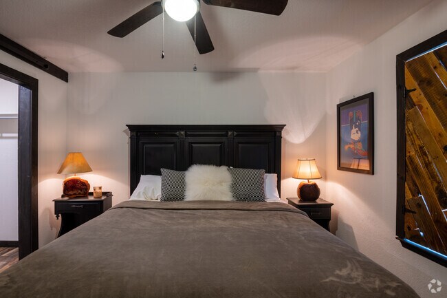 Unit No. A - 4836 Wellesley Ave