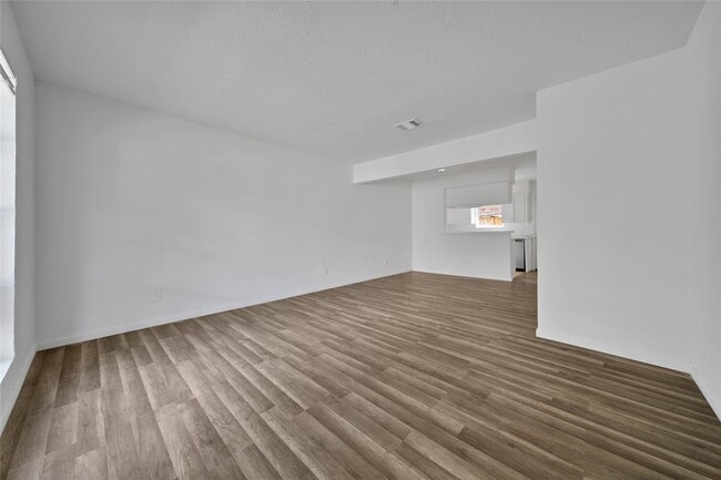 Photo - 10006 Neuens Rd Unit 1