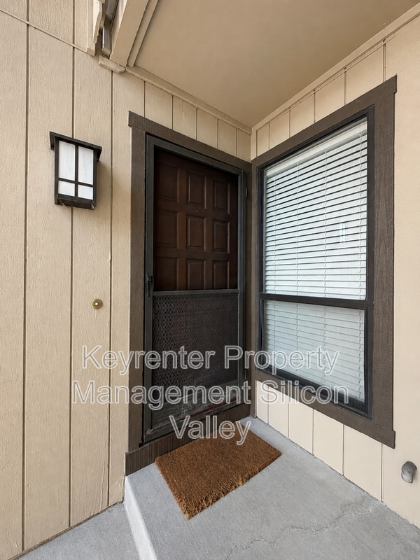 Photo - 1418 Capurso Way