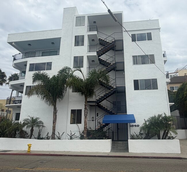 External view of building from Appian way side of the building - 1649 Appian Way Unit #210