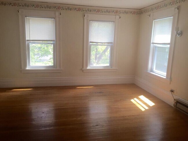 Photo - 103 Pleasant St Unit 2