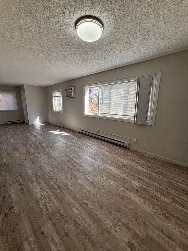 Photo - Cedar Crest Apartments