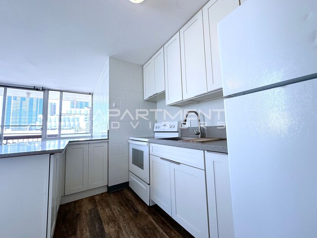 Photo - 816 Birch St Unit 306