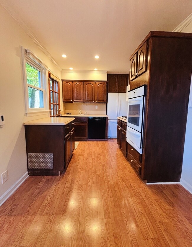Photo - 1526 Rhode Ave