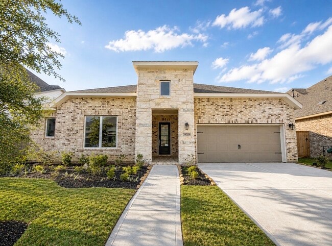 Building Photo - 31026 Sun Vly Dr