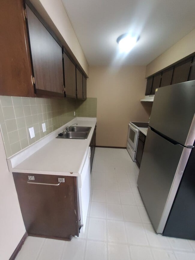 Photo - 7875 W Oklahoma Ave