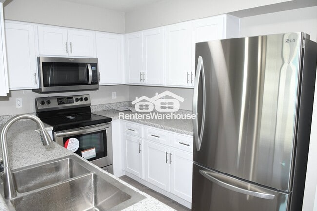 Photo - 7519 N 12th St