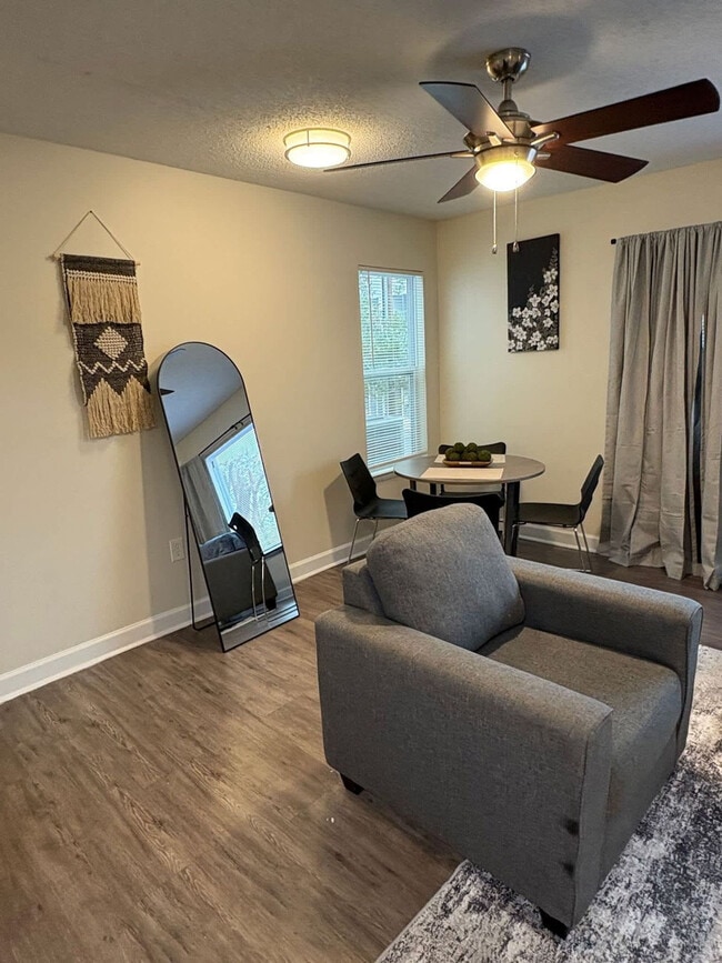 Building Photo - 800 Alexander Rd Unit FL1-ID1372308P