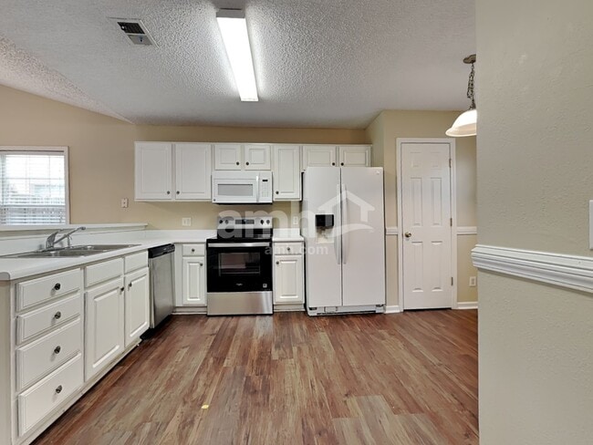 Photo - 5 Stemson Way