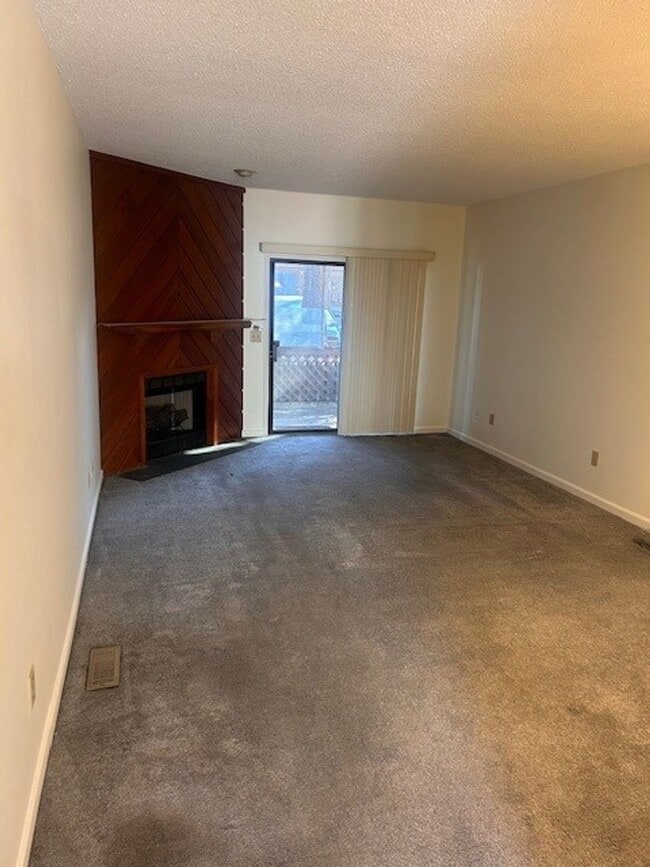 Photo - READY TO MOVE IN! 2 Beds 2 Baths!