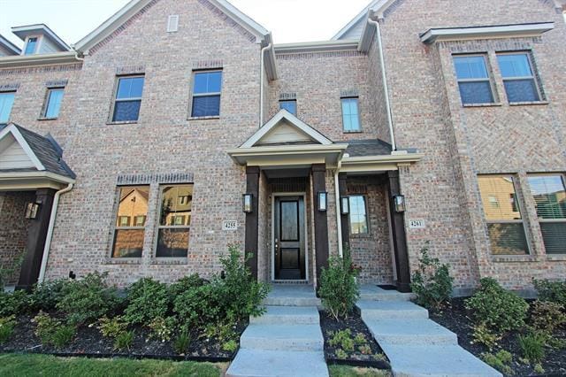 Building Photo - 4255 Shavano Dr