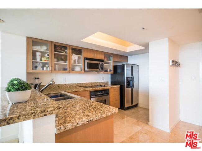 Photo - 13700 Marina Pointe Dr Unit 1219