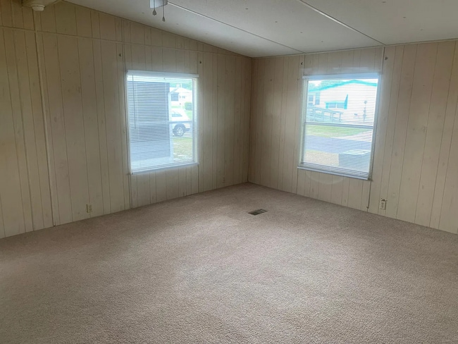 Photo - 4982 Foxwood Lake Dr