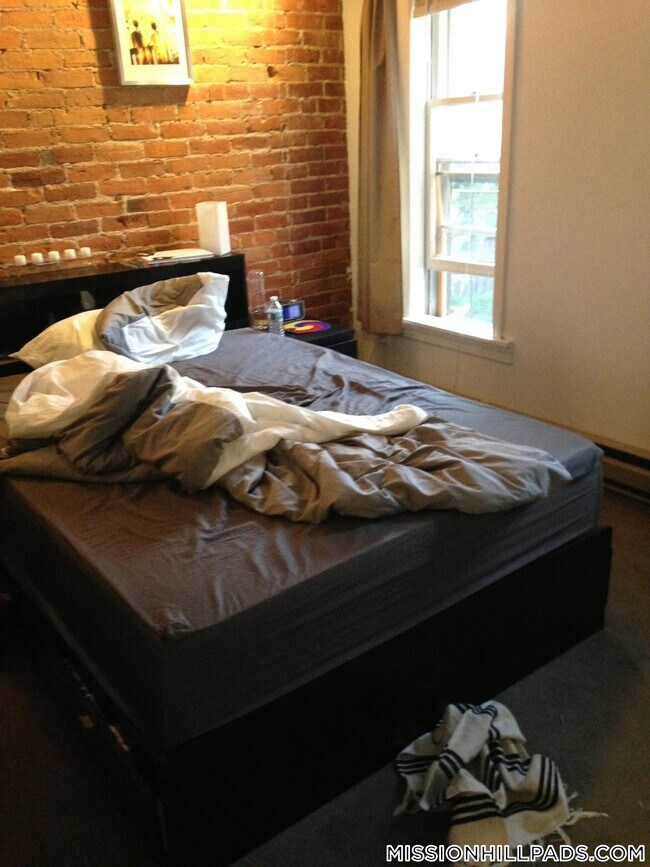 Photo - 896 Huntington Ave Unit 3