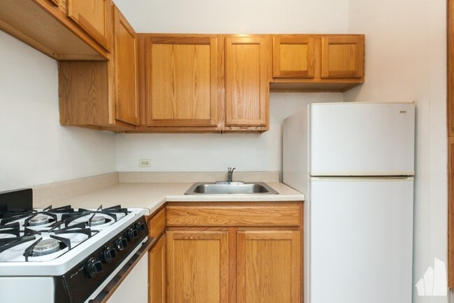 Photo - 1164 N Dearborn-213 Unit 213