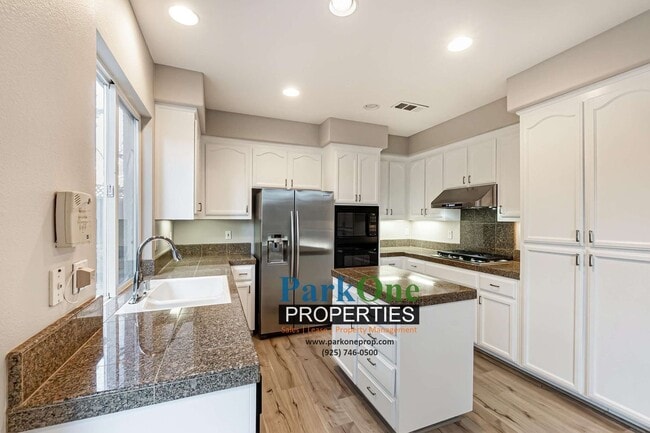 Photo - Nicely Updated 3/3 In San Ramon!