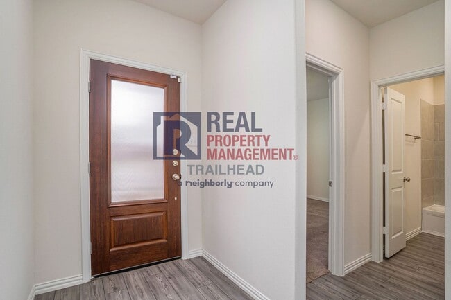 Photo - Charming 3-Bedroom Home in Desirable Neighborhood!
