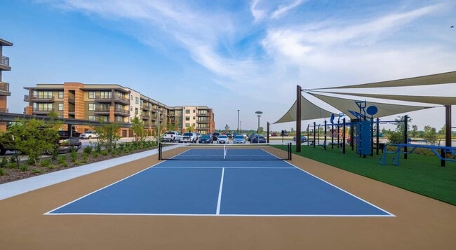 Photo - 16200 Bridgeland High School Dr Unidad 1411