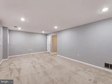 Building Photo - 18 Chantilly Ct Rental