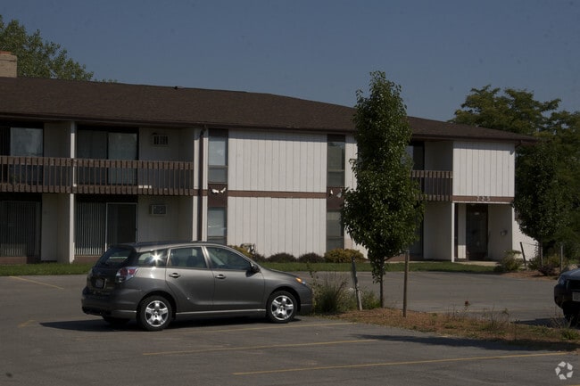 Golfview Terrace Apartments - Rivers Edge Apartments