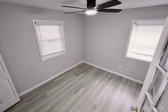 Photo - 1190 Hazel St