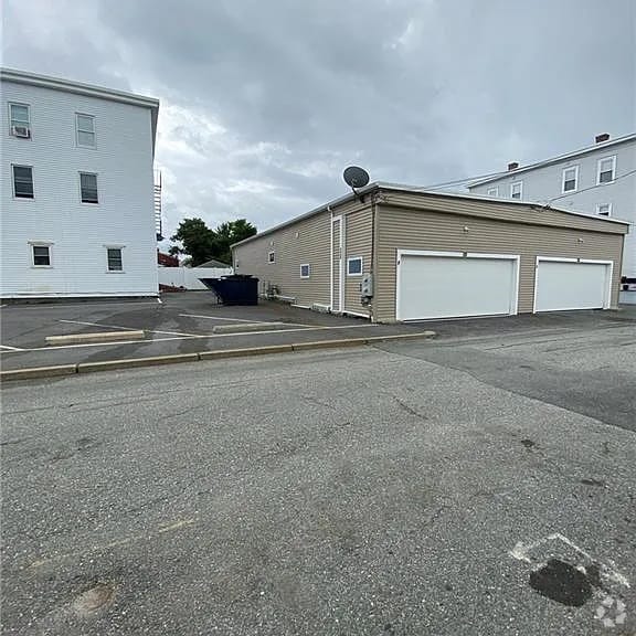 Building Photo - 501 Wood St Unit W Rental