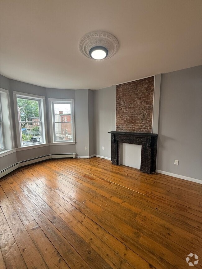 Building Photo - 9 Lutheran St Unit 2 Rental