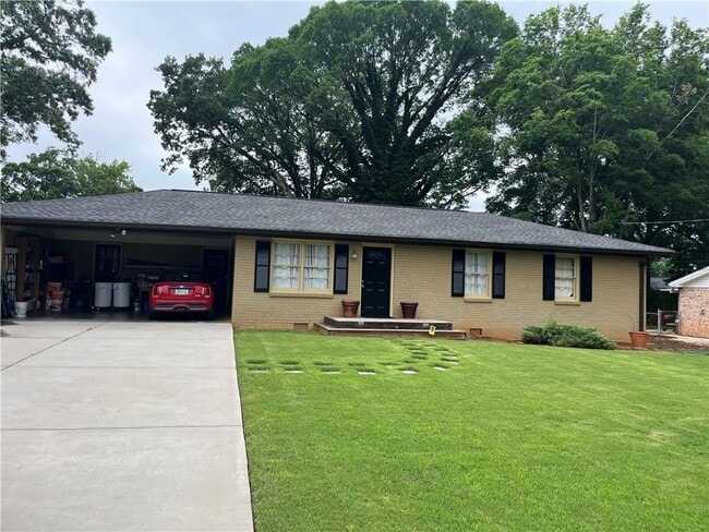 Photo - 2047 Glynbrook Dr Casa