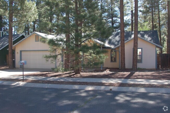 Building Photo - 3643 S Cheryl Dr Rental