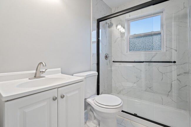 Photo - 2912 Abigail Dr Unit 3