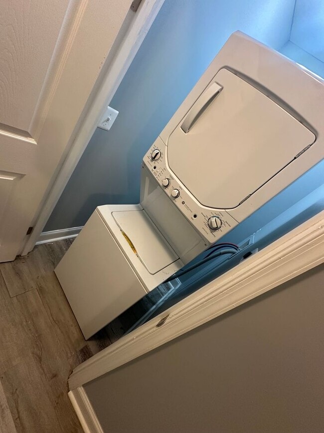 Photo - 2bdr 1 ba east Baltimore