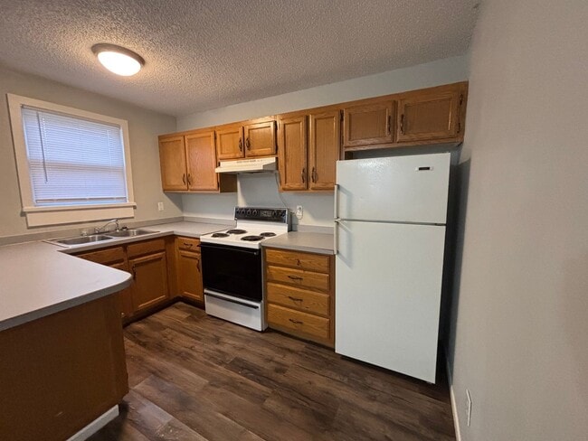 Building Photo - 513 N Maple St Unit 513 #A N Maple