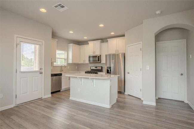 Photo - 120 Caney Cv