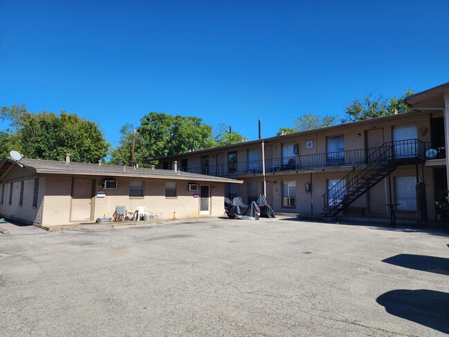 Building Photo - 5307 Link Ave Rental