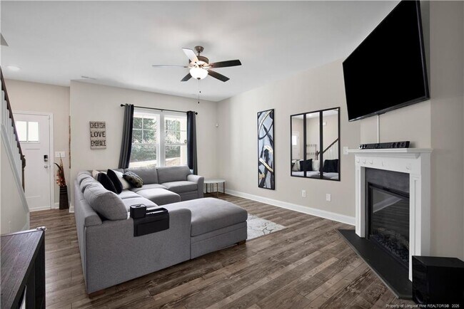 Photo - 540 B Hilliard Dr