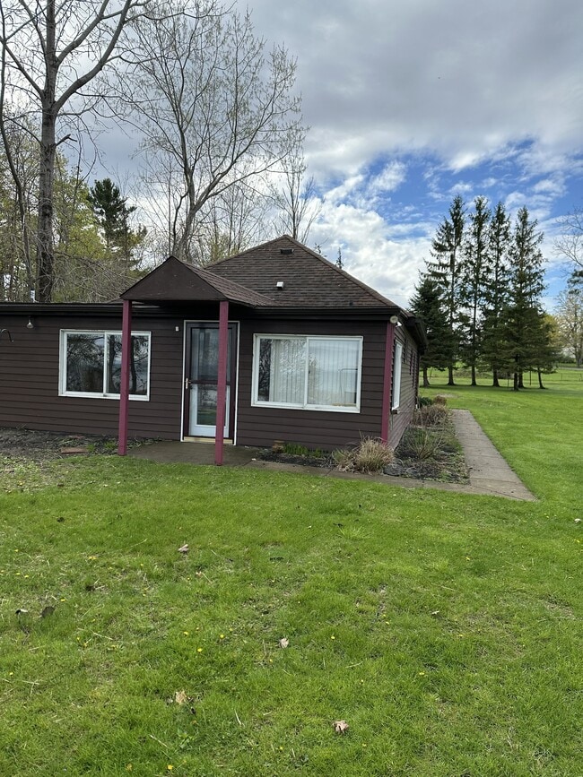 Photo - 7420 Lake Crest Dr