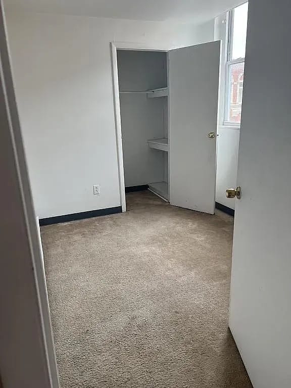RiverWood Apartments