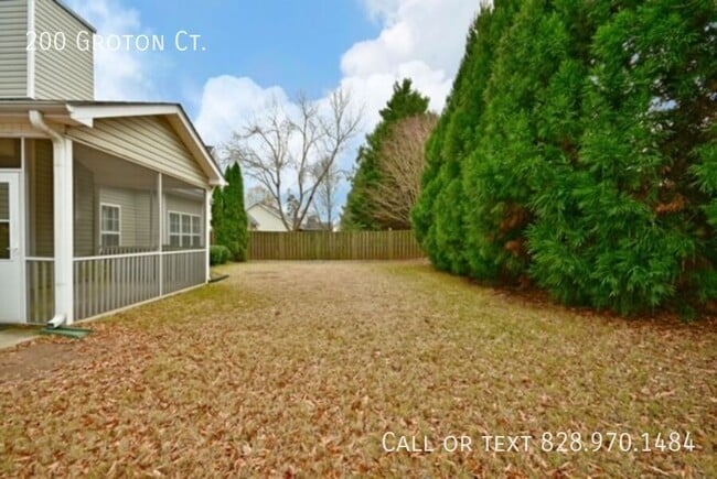 Photo - 200 Groton Ct