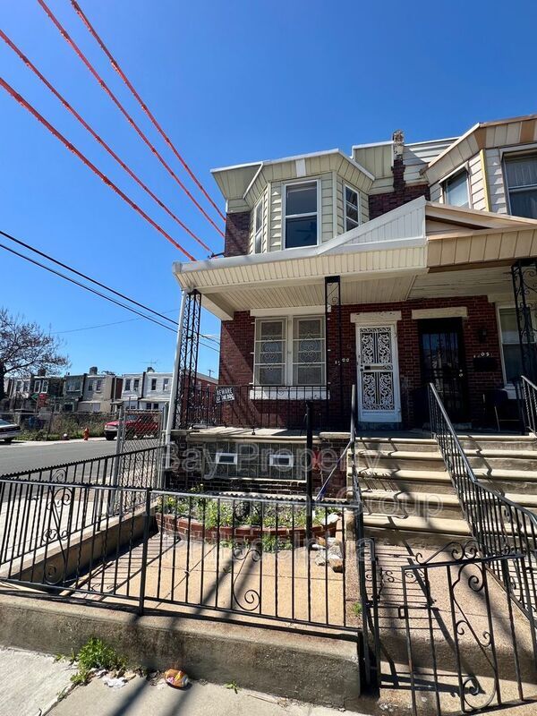 Photo - 1500 N Frazier St